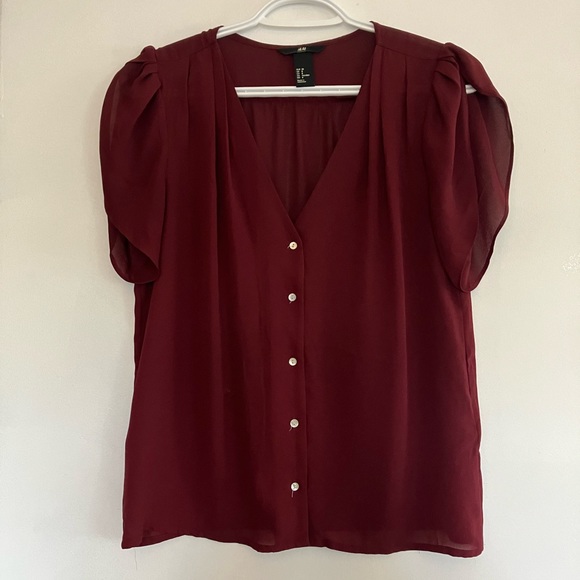 H & M Blouse - Picture 1 of 2